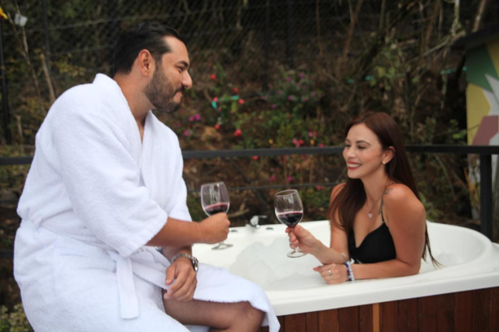 Laguna Glamping * La Calera